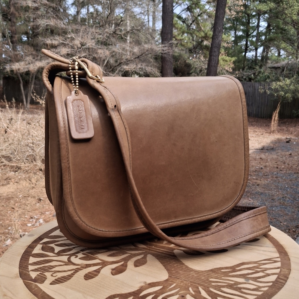 Vintage 80's Coach Classic Shoulder Bag Pouch Made In NYC #9170 In Putty - Picture 2 of 16